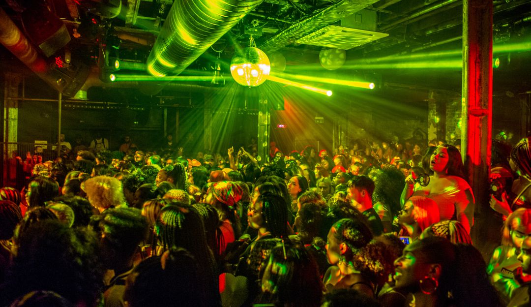 Las discotecas en Colombia se adaptarían para operar como restaurantes.