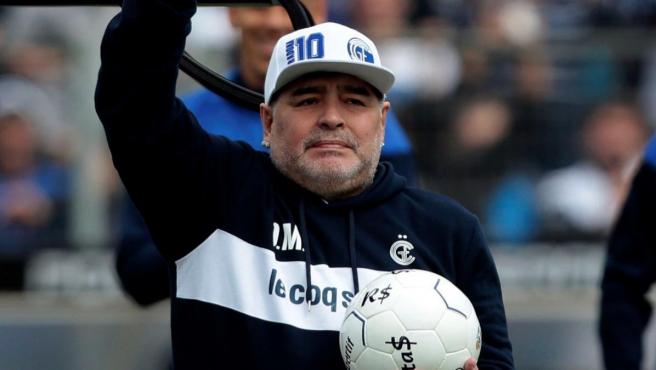 Falleció el astro del fútbol Diego Armando Maradona.